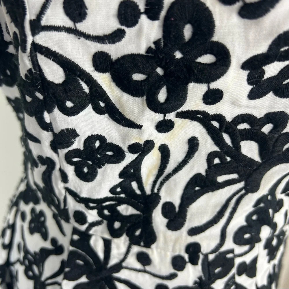 Vintage Betsey Johnson Black & White Butterfly Embroidered Dress Size 6 - Picture 3 of 7